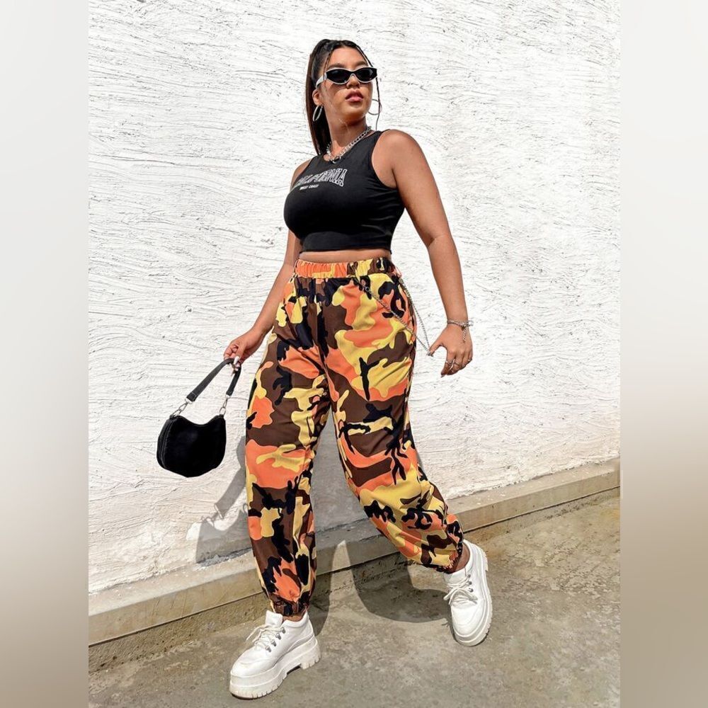 Edgy Style: Camo Print Elastic Waist Pants